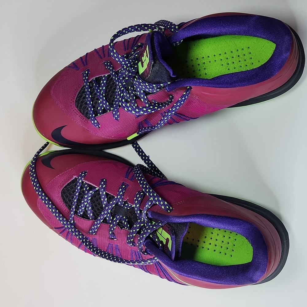 MEN'S NIKE LeBron James Basketball Shoes